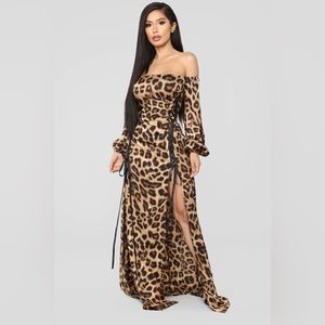 The animal within off shoulder Dress Brown